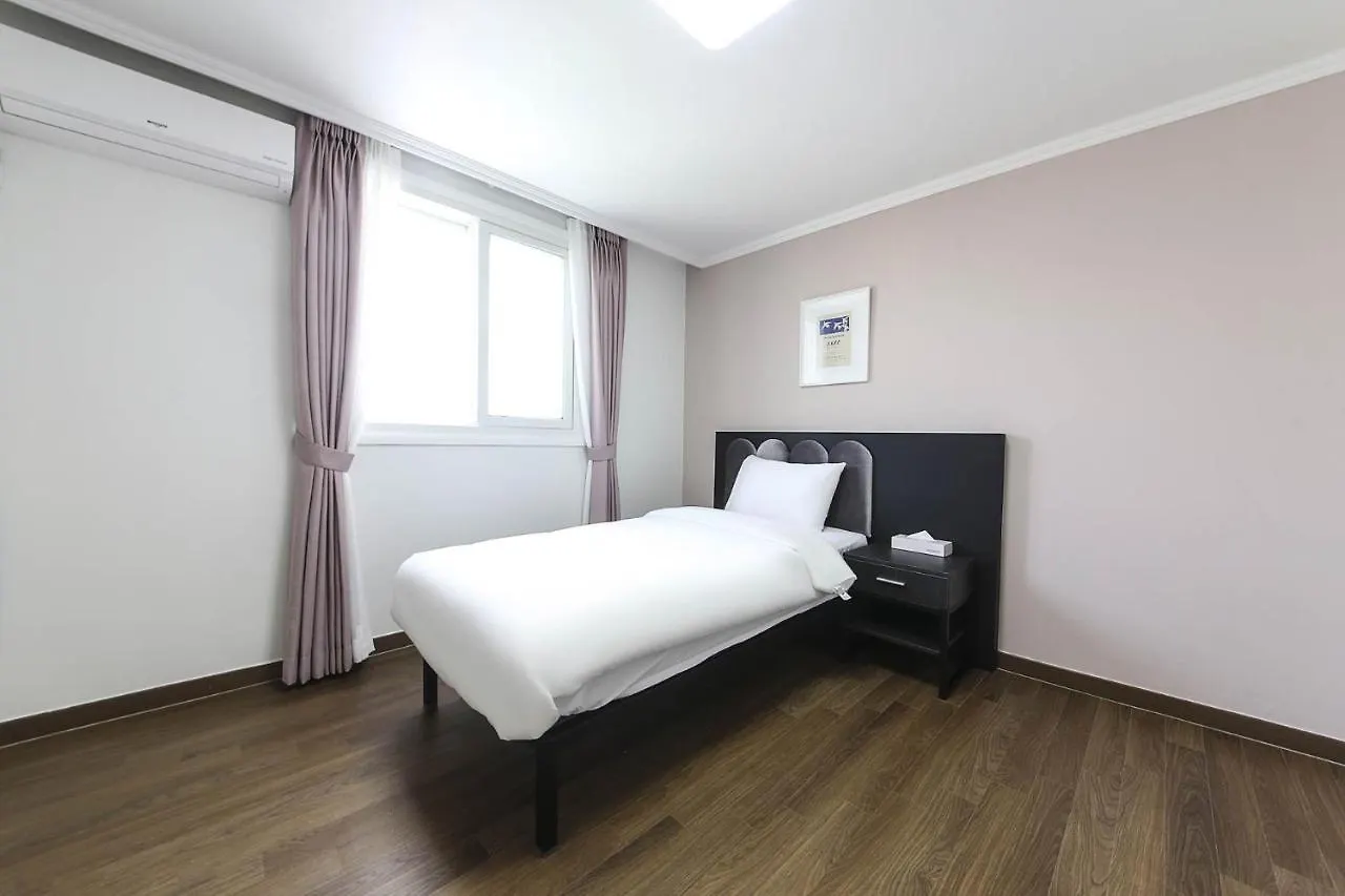 Hotel Hyggelig Busan 0*,
